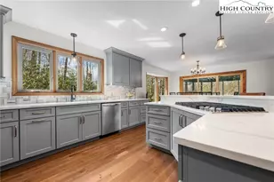 229 Cardinal Ct, Banner Elk, NC 28604 - Photo 10