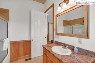 933 Thunder Ridge Ln, Lenoir, NC 28645 - Photo 32