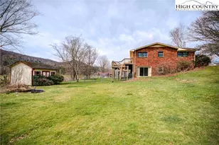 304 Evergreen Ln, Boone, NC 28607 - Photo 4
