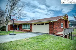 304 Evergreen Ln, Boone, NC 28607 - Photo 48