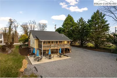 913 N Bridge Street, Elkin, NC 28621 - Photo 36