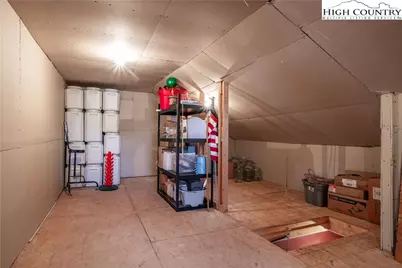 913 N Bridge Street, Elkin, NC 28621 - Photo 20