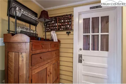 913 N Bridge Street, Elkin, NC 28621 - Photo 18