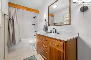 548 Green Meadows Dr, Todd, NC 28684 - Photo 22