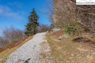 303 Sugar Top Dr, Sugar Mountain, NC 28604 - Photo 22