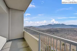 303 Sugar Top Dr, Sugar Mountain, NC 28604 - Photo 18