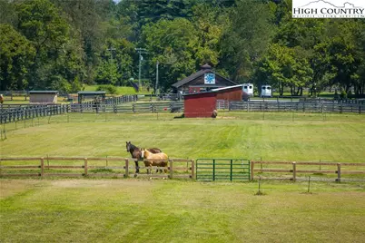 140 Johns Ridge Parkway, Lenoir, NC 28534 - Photo 32