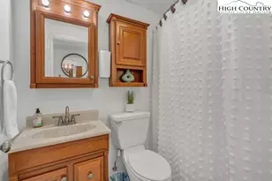 303 Sugar Top Dr, Sugar Mountain, NC 28604 - Photo 14