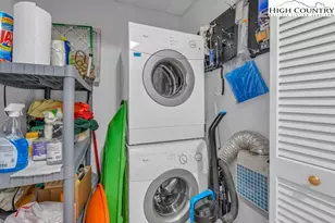 303 Sugar Top Dr, Sugar Mountain, NC 28604 - Photo 16