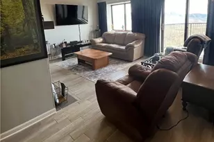 303 Sugar Top Dr, Sugar Mountain, NC 28604 - Photo 4