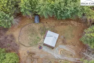 508 Curly Q Dr, Crumpler, NC 28617 - Photo 36