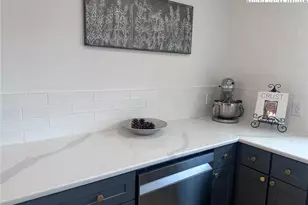 410 Cook St, Jefferson, NC 28640 - Photo 8