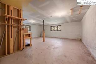 304 Glendale Dr, Boone, NC 28607 - Photo 50