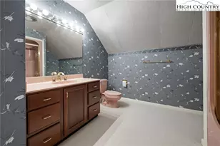 304 Glendale Dr, Boone, NC 28607 - Photo 40