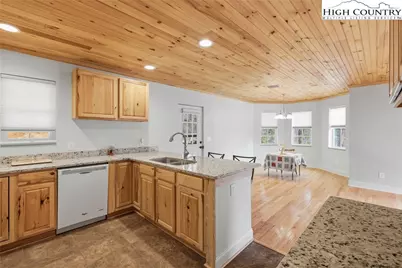 424 McKinley Ridge Road, Lansing, NC 28643 - Photo 4