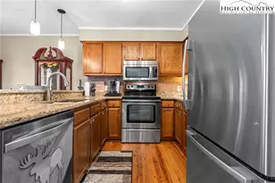 301 Pinnacle Inn Rd, Beech Mountain, NC 28604 - Photo 6