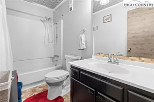 301 Pinnacle Inn Rd, Beech Mountain, NC 28604 - Photo 18