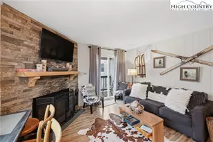 301 Pinnacle Inn Rd, Beech Mountain, NC 28604 - Photo 6