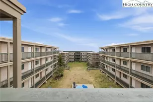 301 Pinnacle Inn Rd, Beech Mountain, NC 28604 - Photo 20