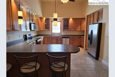 207 Jefferson Station Place #207, West Jefferson, NC 28694 - Photo 6