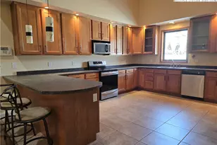 207 Jefferson Station Pl, West Jefferson, NC 28694 - Photo 4