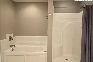 207 Jefferson Station Pl, West Jefferson, NC 28694 - Photo 18