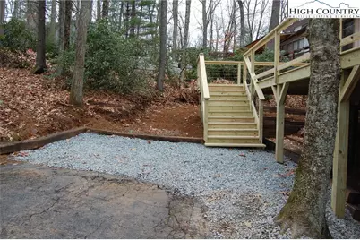 114 Lady Slipper Loop, Newland, NC 28657 - Photo 4