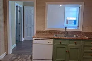 460 Little Elk Rd, Elk Park, NC 28622 - Photo 14