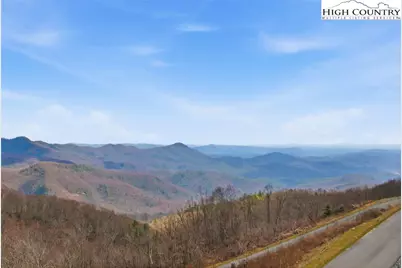 173 D-4 Canyon Gap #D-4, Blowing Rock, NC 28605 - Photo 2