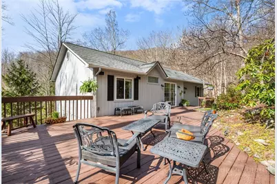 220 Woodwinds Lane, Seven Devils, NC 28604 - Photo 38