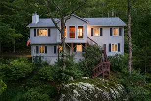 220 Woodwinds Ln, Seven Devils, NC 28604 - Photo 2