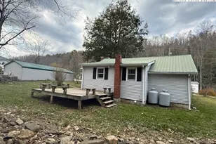 304 Elk River Rd, Elk Park, NC 28622 - Photo 32