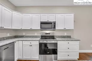 360 Laurel Ln, Jefferson, NC 28640 - Photo 12