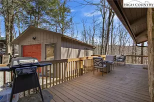 154 Lady Slipper Loop, Newland, NC 28657 - Photo 4