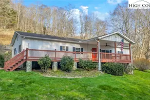 3160 Roundabout Rd, Creston, NC 28615 - Photo 4