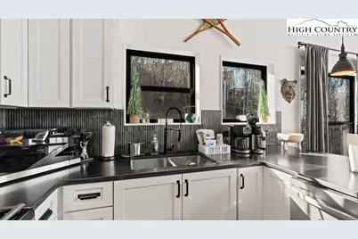 114 Windridge Road, Beech Mountain, NC 28604 - Photo 8