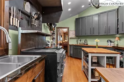 110 Mountain Hearth Drive, Sparta, NC 28675 - Photo 16