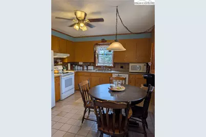 289 Westview Drive, Sparta, NC 28675 - Photo 6