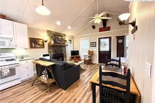 14 Fish Camp Cir, Newland, NC 28657 - Photo 10