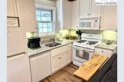 14 Fish Camp Circle, Newland, NC 28657 - Photo 12