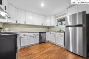 41 Raccoon Ln, Newland, NC 28604 - Photo 8