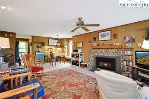 388 Skyleaf Dr, Sugar Mountain, NC 28604 - Photo 10