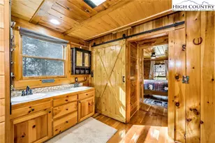 385 Bent River Dr, Lansing, NC 28643 - Photo 26