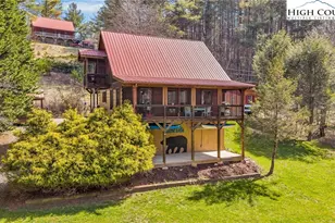 385 Bent River Dr, Lansing, NC 28643 - Photo 10