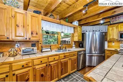 385 Bent River Drive, Lansing, NC 28643 - Photo 16