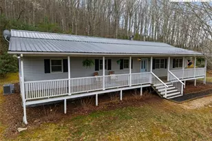 146 Grandpas Farm Rd, Fleetwood, NC 28626 - Photo 2