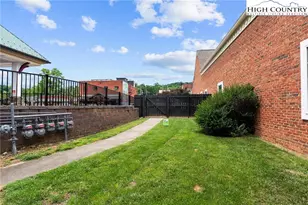 215 S Jefferson Station Pl, West Jefferson, NC 28694 - Photo 42