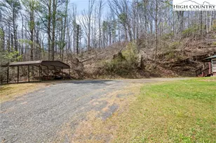 245 Davenport Rd, Spruce Pine, NC 28777 - Photo 20