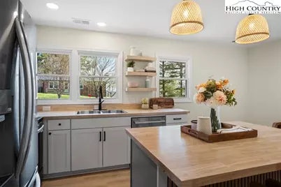 45 Miles Street, Sparta, NC 28675 - Photo 10