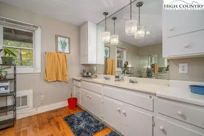 199 Brooker Street, Blowing Rock, NC 28605 - Photo 22